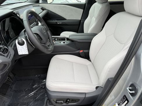 New 2026 Lexus TX 350 FWD image 16