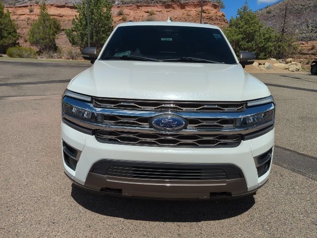 Used 2024 Ford Expedition King Ranch AWD/4WD image 2