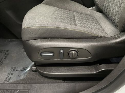 Certified 2023 Chevrolet Equinox LT image 21