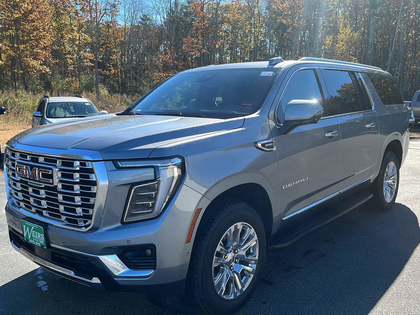 Certified 2026 GMC Yukon XL Denali w/ Advanced Technology Package AWD/4WD image 1