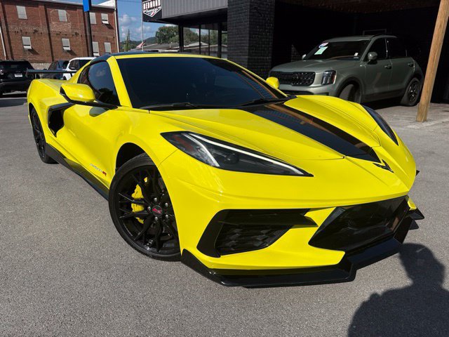 Used 2023 Chevrolet Corvette Stingray Premium Cpe w/ Z51 Performance Package RWD image 3