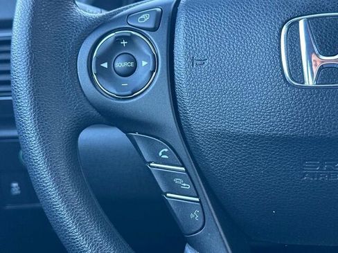 Used 2013 Honda Accord LX image 25