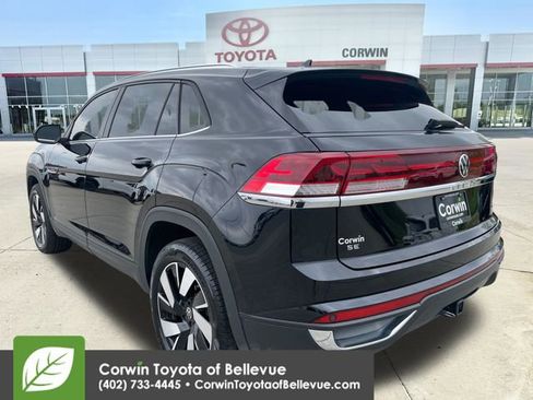 Used 2026 Volkswagen Atlas Cross Sport SE AWD/4WD image 3