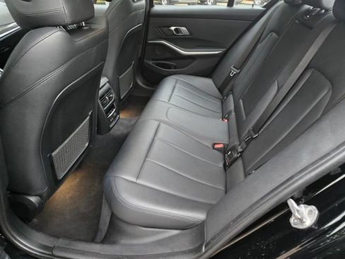 Used 2020 BMW 330i xDrive Sedan w/ Convenience Package AWD/4WD image 16