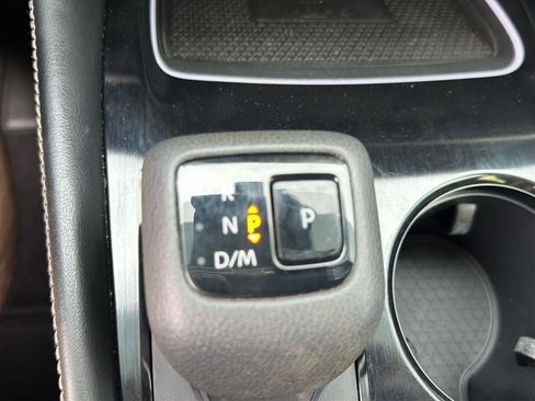 Used 2024 Nissan Rogue Platinum w/ Platinum Premium Package FWD image 20