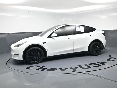 Used 2021 Tesla Model Y Long Range AWD/4WD image 6