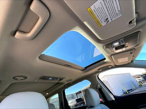 Used 2020 Kia Telluride SX w/ Towing Package image 13