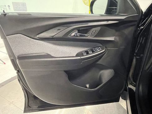 Used 2023 Chevrolet TrailBlazer LT image 18