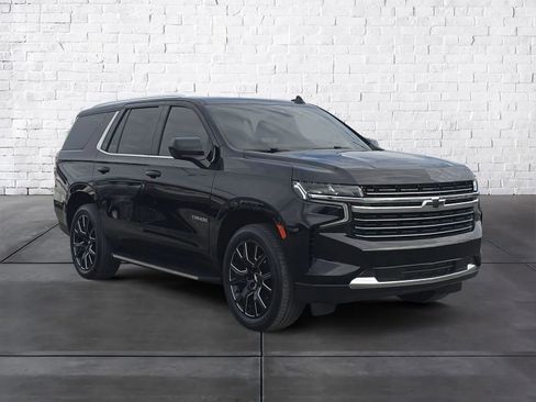 Used 2021 Chevrolet Tahoe LT image 2