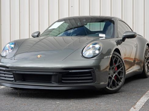 Used 2020 Porsche 911 Carrera S w/ Sport Package RWD image 3