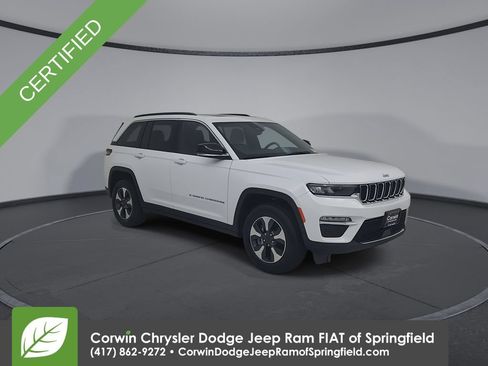 Used 2024 Jeep Grand Cherokee Limited 4xe AWD/4WD image 3