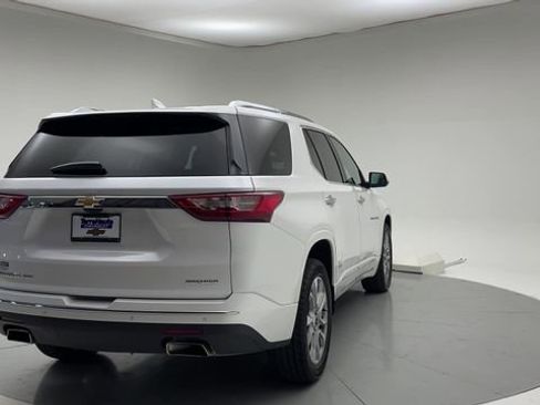 Certified 2021 Chevrolet Traverse Premier image 9