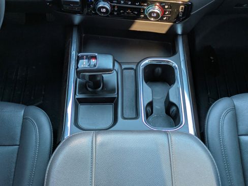 Used 2023 GMC Sierra 1500 SLT w/ SLT Premium Plus Package image 6