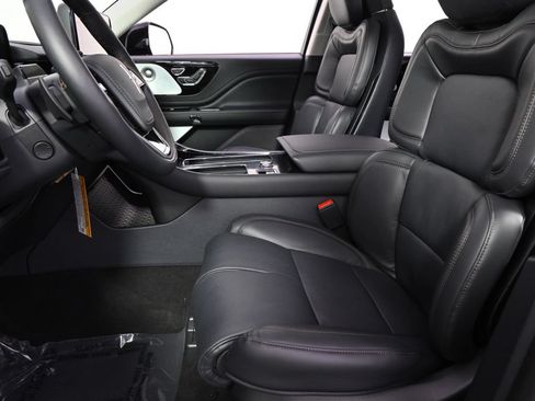 New 2026 Lincoln Aviator Reserve AWD/4WD image 13