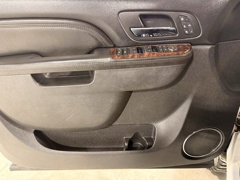 Used 2010 GMC Sierra 1500 Denali image 7