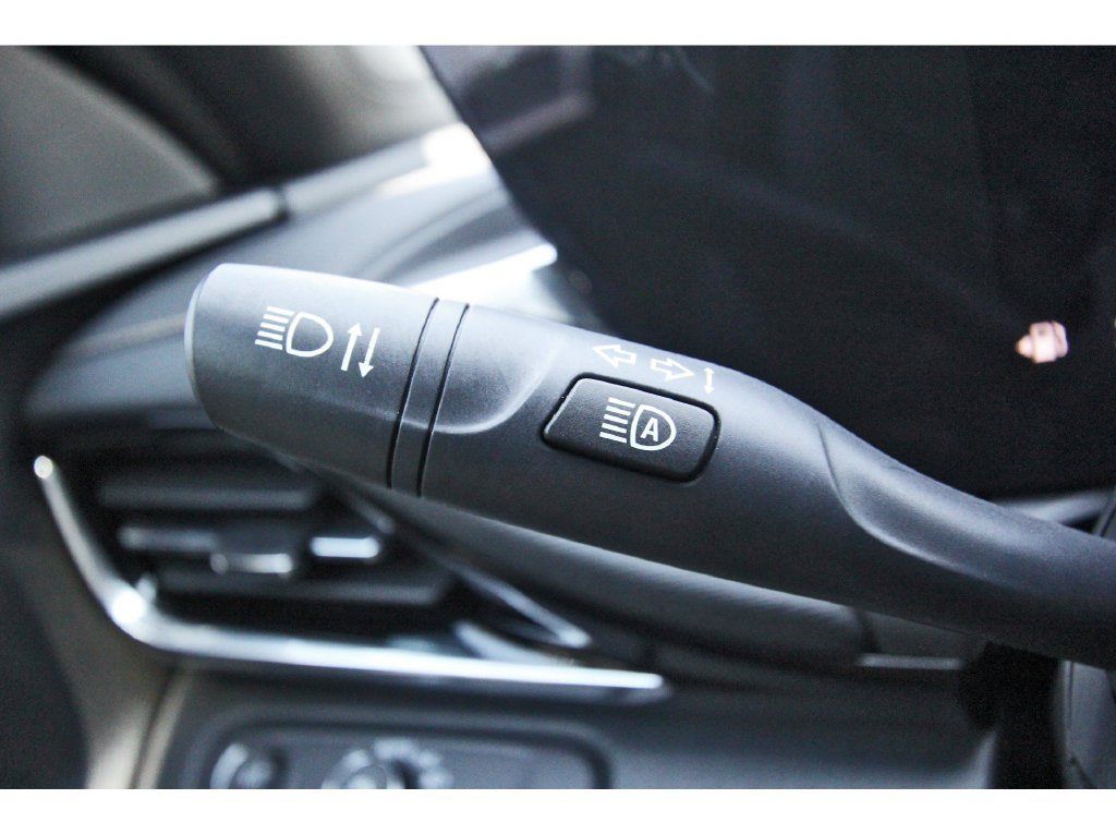 Used 2024 Buick Envista Avenir FWD image 17