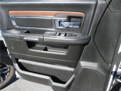 Used 2018 RAM 2500 Laramie w/ Off Road Package image 35