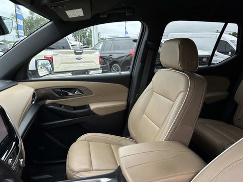 Used 2022 Chevrolet Traverse Premier w/ LPO, Floor Liner Package FWD image 15