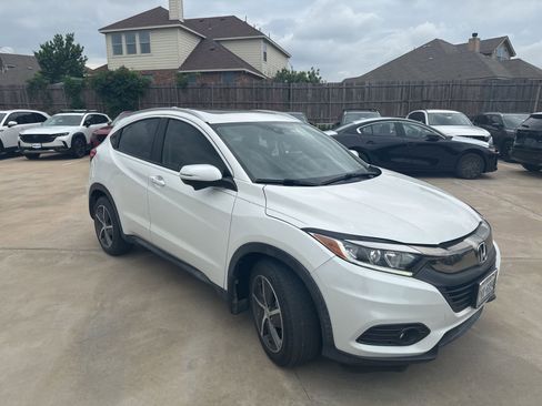 Used 2021 Honda HR-V EX image 5