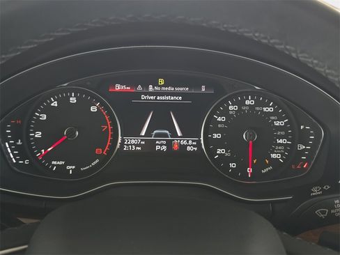 Used 2023 Audi Q5 2.0T Premium w/ Convenience Package image 19