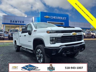 Used 2024 Chevrolet Silverado 2500 Custom w/ Custom Value Package