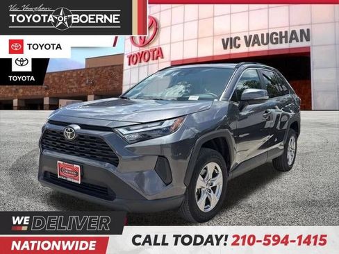 Used 2025 Toyota RAV4 XLE FWD image 1