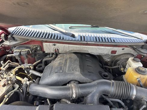 Used 2015 Ford Expedition Platinum RWD image 22
