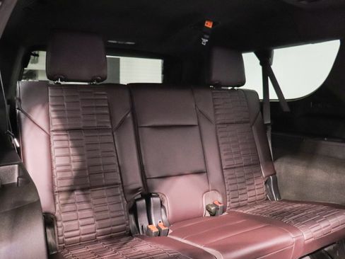 Used 2024 Cadillac Escalade ESV V w/ LPO, ONYX Package image 26