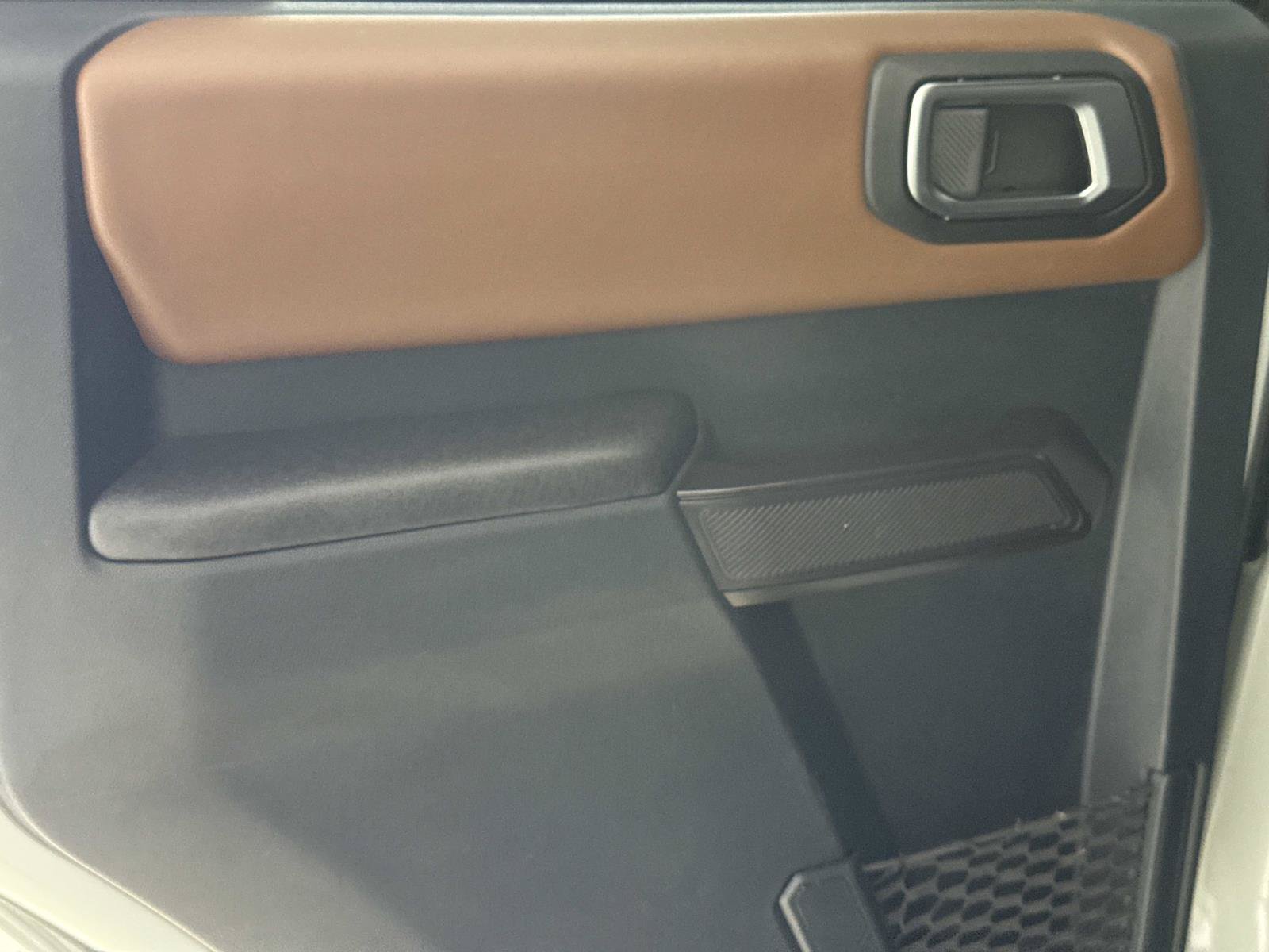 Used 2024 Ford Bronco Outer Banks AWD/4WD image 10