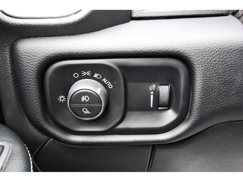 Used 2024 RAM 3500 Big Horn image 14