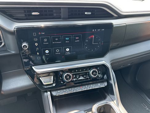 Used 2024 GMC Sierra 1500 Denali w/ Denali Reserve Package AWD/4WD image 21