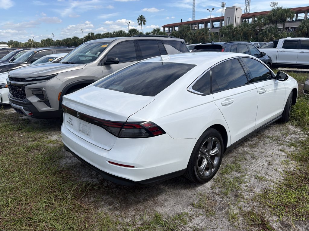 Used 2024 Honda Accord EX image 5