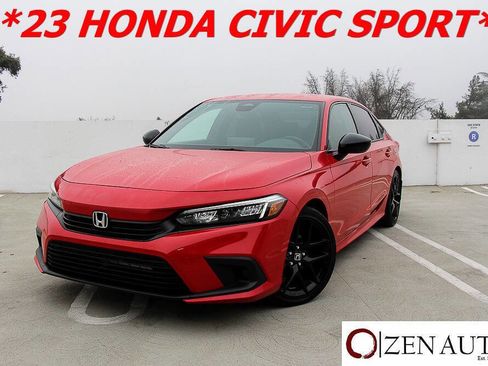Used 2023 Honda Civic Sport image 3