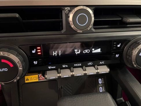 Used 2025 Toyota 4Runner TRD Off-Road Premium image 36