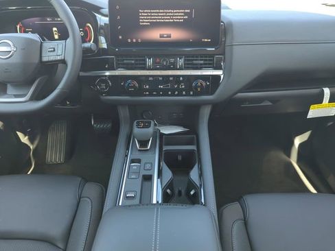 New 2026 Nissan Pathfinder SL FWD image 27