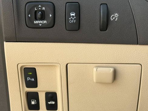 Used 2010 Lexus ES 350 FWD image 19