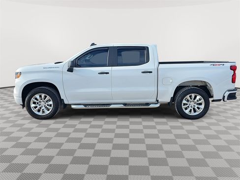 Certified 2023 Chevrolet Silverado 1500 Custom image 8