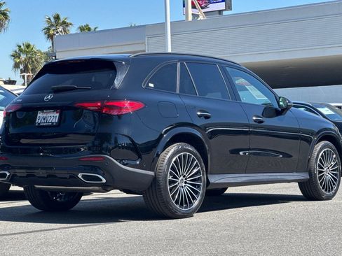 Certified 2025 Mercedes-Benz GLC 300 image 4