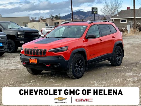 Used 2021 Jeep Cherokee Trailhawk image 1