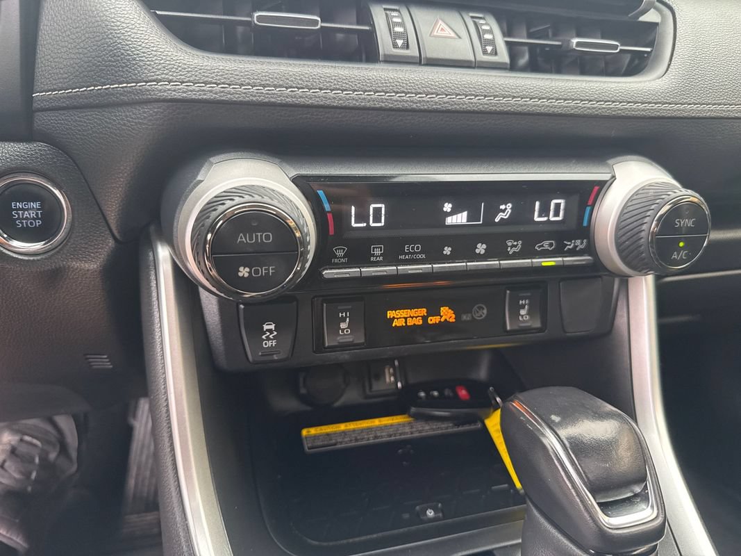 Used 2019 Toyota RAV4 XLE Premium w/ Advanced Technology Package AWD/4WD image 30