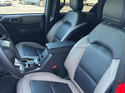 Used 2024 Ford Bronco Wildtrak AWD/4WD image 24
