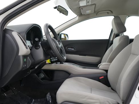 Used 2020 Honda HR-V LX image 23