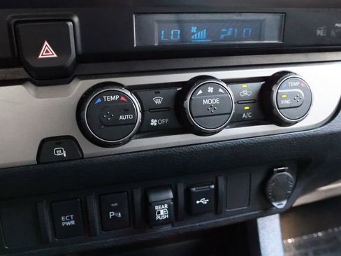 Used 2023 Toyota Tacoma SR5 RWD image 42