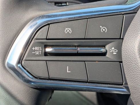 New 2025 Chevrolet Equinox ACTIV w/ Safety and Technology Package image 28