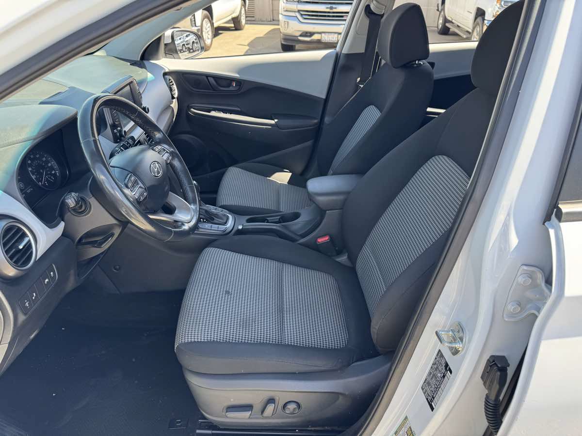 Used 2019 Hyundai Kona SEL w/ SEL Tech Package 02 AWD/4WD image 21