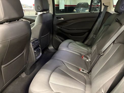 Used 2019 Buick Envision Essence image 22