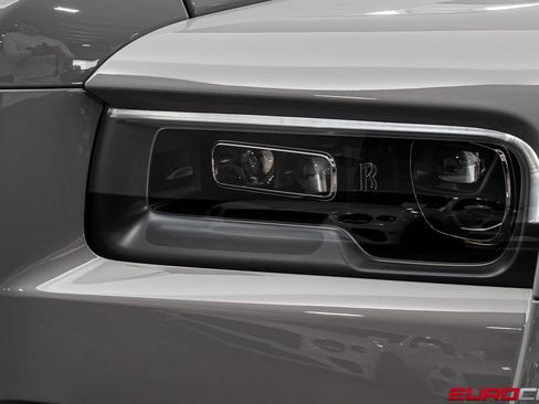 Used 2024 Rolls-Royce Cullinan image 12