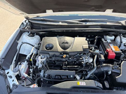 Used 2021 Toyota Camry XSE w/ Carpet Mat Package (TMS) FWD image 9