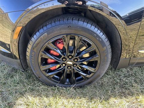 Used 2024 Cadillac XT5 Sportv image 10