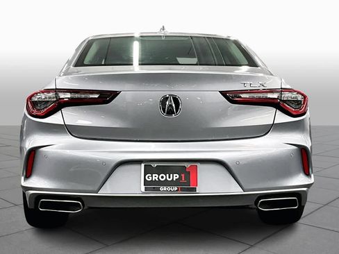 Used 2023 Acura TLX w/ Technology Package image 4